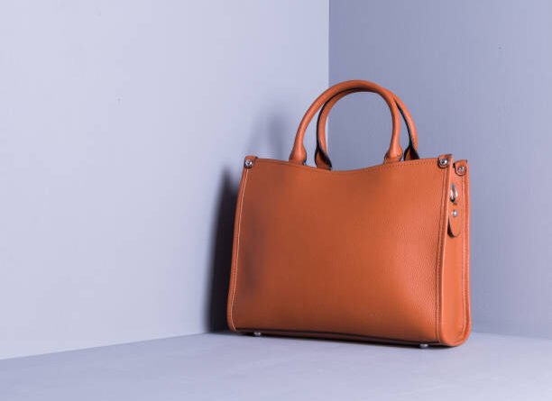 leather tote bag